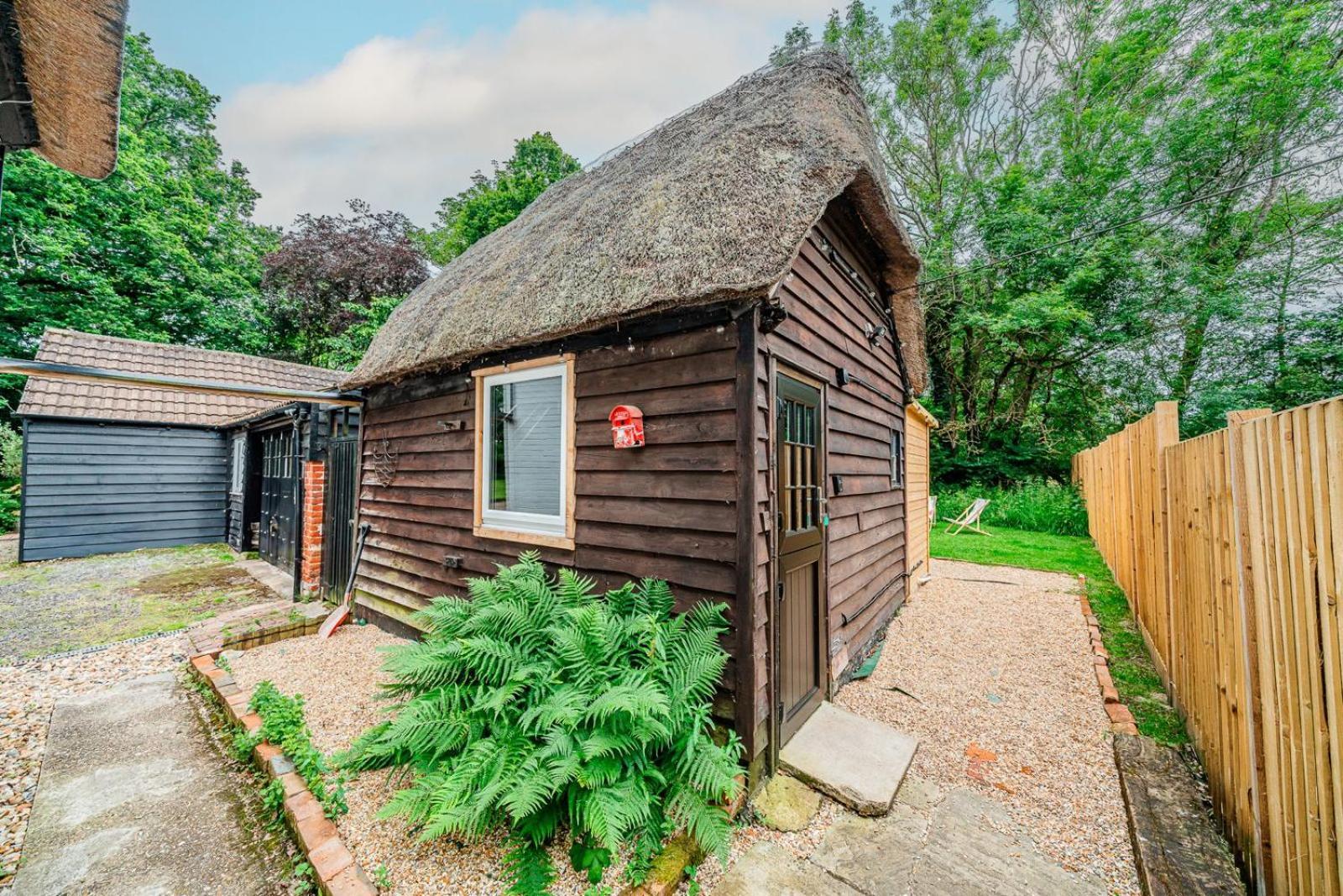 Cozy Cottage With Hot Tub! Cadnam Eksteriør bilde